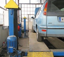 naprawa blacharsko-lakiernicza samochodu