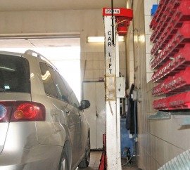 naprawa blacharsko-lakiernicza samochodu