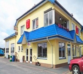 okręgowej stacji kontroli pojazdów z przodu